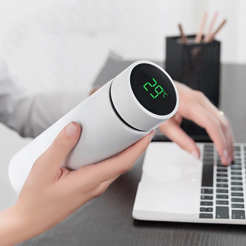 Thermoskanne mit Temperaturanzeige